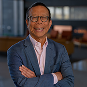 Jim Fang Headshot